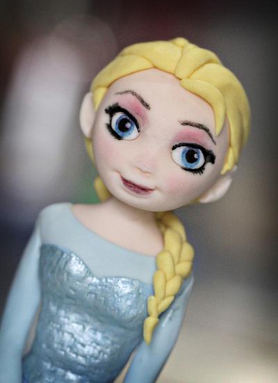 Elsa from Frozen - Cake by Cakes! by Ying