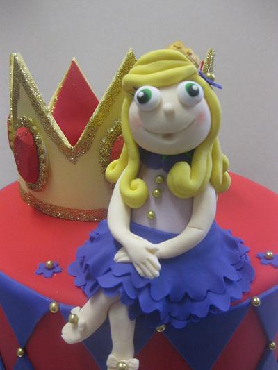 A Princess and her crown - Cake by Cupcake Group Limiited