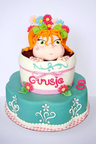 Flower pot girl - Cake by verjaardagstaartenbestellen.nl by Linda