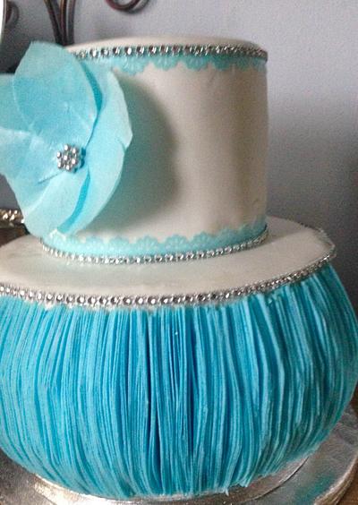 PAPER BLUE - Cake by Lorna