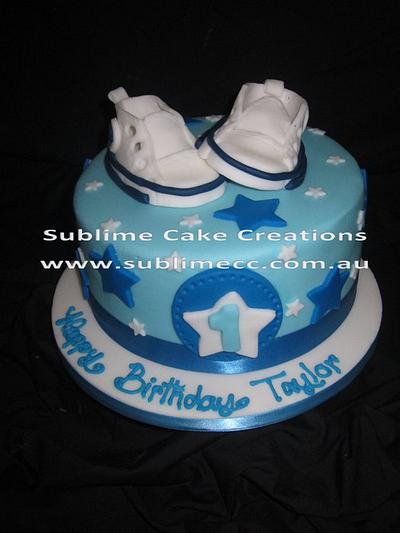 BABY CONVERSE - Cake by Sublime Cake Creations