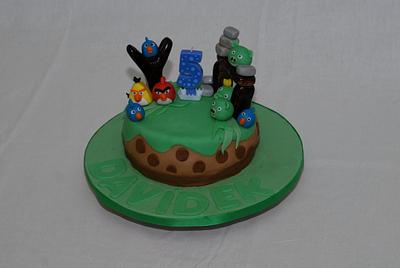 Angry birds - Cake by Lucias023