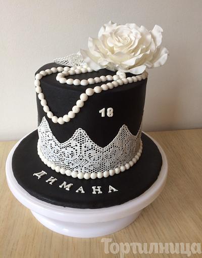 Black and White - Cake by Tortilnica