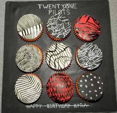 Twenty one pilots cupcakes - Cake by barbscakes