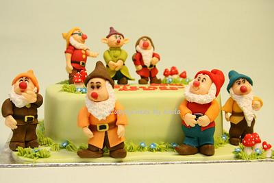 7 dwarfs cake - Cake by edda