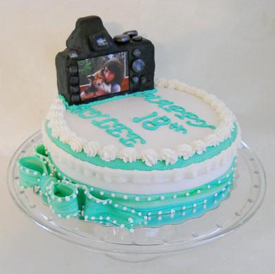 Canon Camera Cake  - Cake by Joyce Nimmo