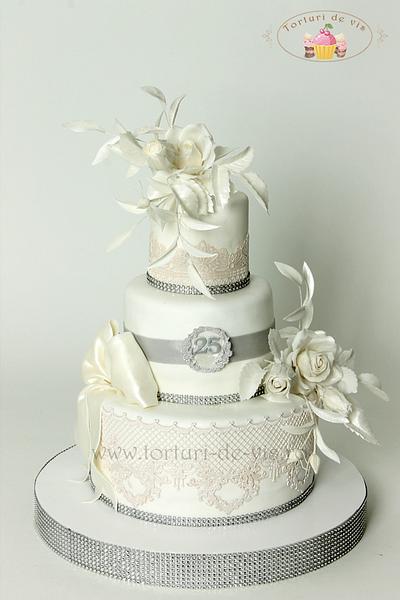 Silver Wedding Cake - Cake by Viorica Dinu