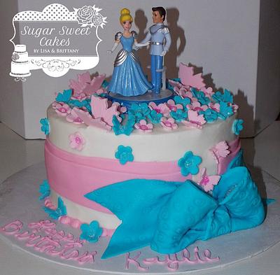 Cinderella - Cake by Sugar Sweet Cakes