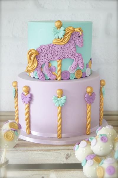 Buttons and Ponies - Cake by cjsweettreats