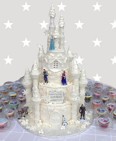 Frozen Castle - Cake by MsTreatz