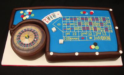 Ritz Gaming Table - Cake by Ceri Badham