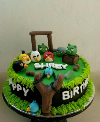 Angry Birds - Cake by Shivani Erichedu