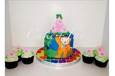 Poppy Cat with Cupcakes - Cake by Angel Chang