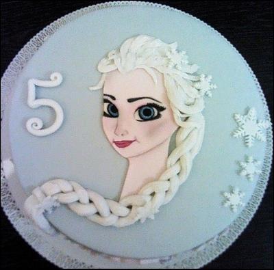 Elsa - Cake by GigiZe