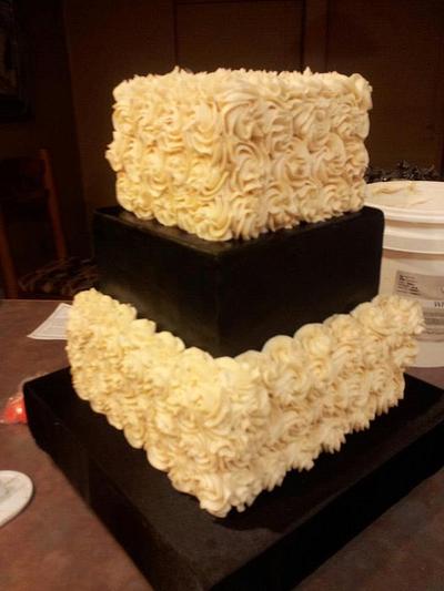 Black and White Buttercream Roses - Cake by lizscakes