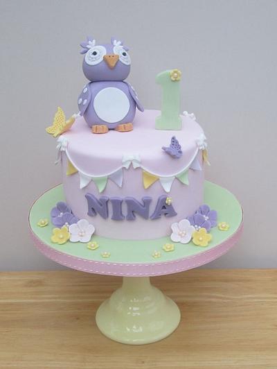 First Birthday ~  Pastels, bunting & Owl - Cake by The Buttercream Pantry