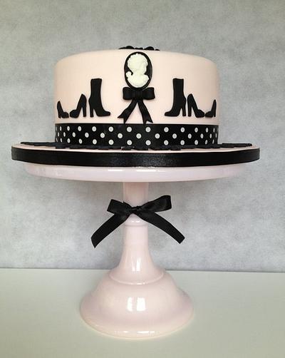 Shoe Chic pink & black cake - Cake by Sophia's Cake Boutique