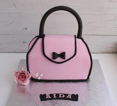 Purse Cake - Cake by Be Sweet 
