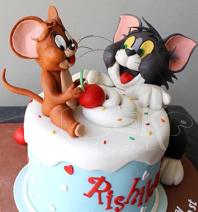 Dedicated to all those Tom and Jerry fans out there ! - Cake by Anna Mathew Vadayatt