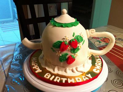 My first Teapot cake!! - Cake by sadiawasim