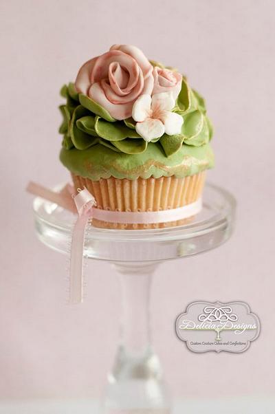 Ruffled Greenery Cupcake - Cake by Delicia Designs