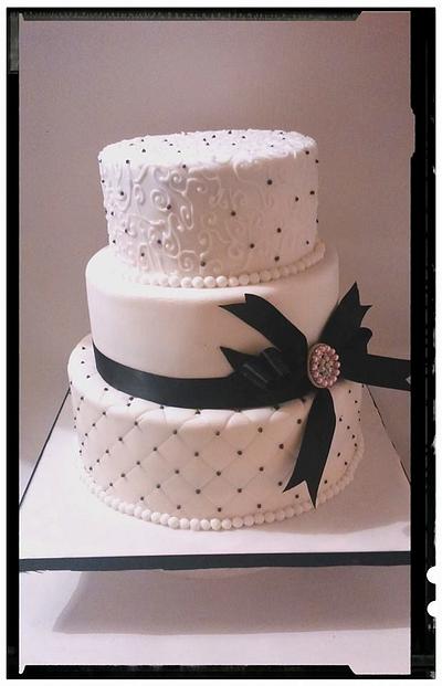 Black and White - Cake by Cake Wonderland