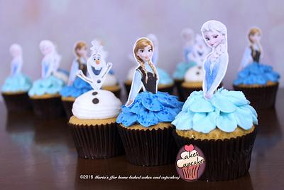 Frozen Cupcakes - Cake by Maria's