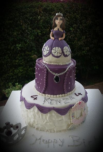 Princess Sofia cake - Cake by Vanillaskycakes5