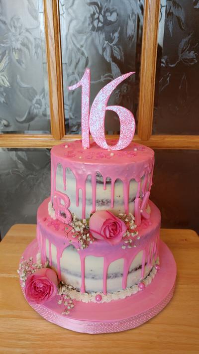 Pretty In Pink Sweet 16 - Cake by Enza - Sweet-E