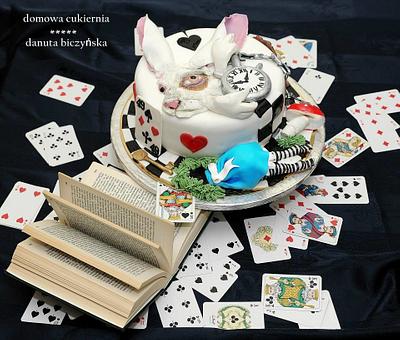 Alice in Wonderland - Cake by danadana2