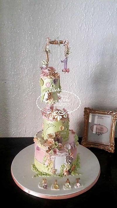 Flowery Baby Girl Cake - Cake by Fées Maison (AHMADI)
