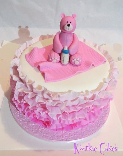 Ombré baby shower cske - Cake by Kwirkie