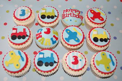 Planes & Trains Cupcakes - Cake by LREAN
