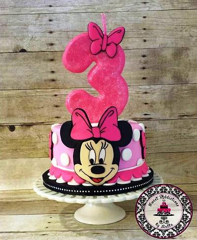 Minnie Mouse Cake - Cake by Tastebuds Cakery