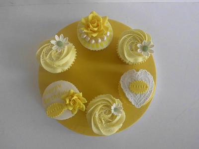 Sunny lemons - Cake by prettypetal