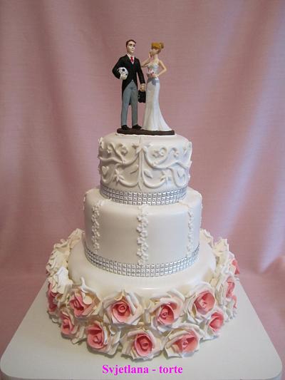 Rose Wedding Cake - Cake by pahuljaa