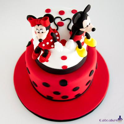 Mickey and Minnie Mouse cake - Cake by Catcakes