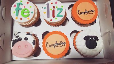 Cupcake birthday  - Cake by Valevdldulcecreacion