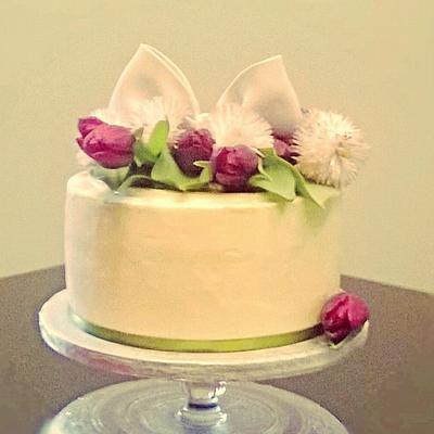 cake with flower - Cake by Gabriella Luongo