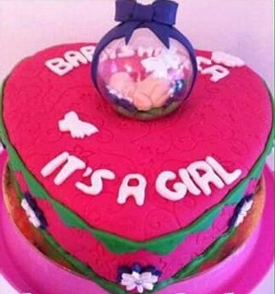 Babyshower cake girl  - Cake by Dana Bakker