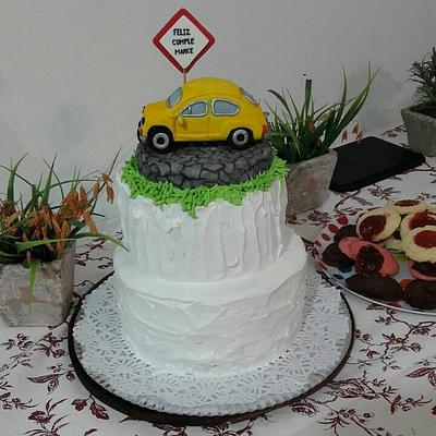 Lourde Cake - Bolo de Chantilly com tema Carros para o