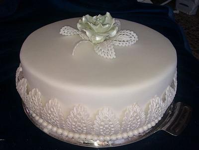 Laced birthday cake - Cake by natasha64