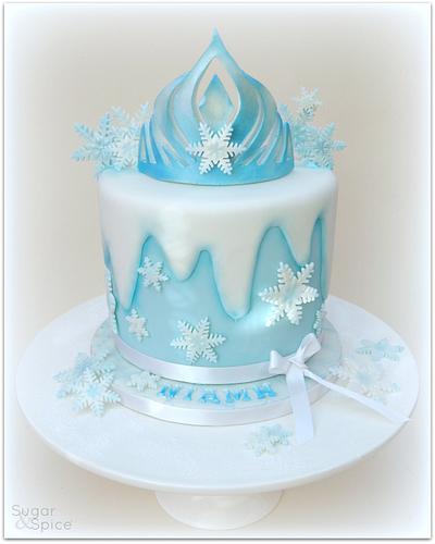 Elsa's Crown for Niamh - Cake by Sugargourmande Lou