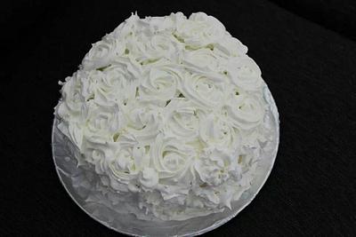 White rosette cake - Cake by cakecreativity