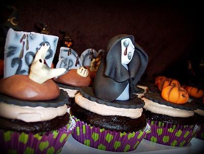 Halloween Cupcakes  - Cake by Sweet Heaven Cakes