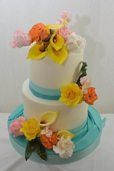 Teal with Sugar Blooms - Cake by Sugarpixy