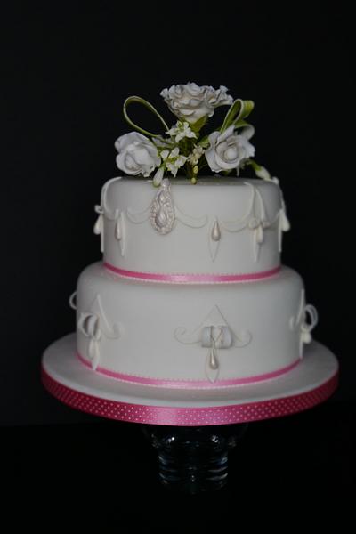 Tiffany cake  - Cake by The Little Cake Atelier 