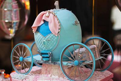 cake coach - Cake by Sweet Boutique Ani