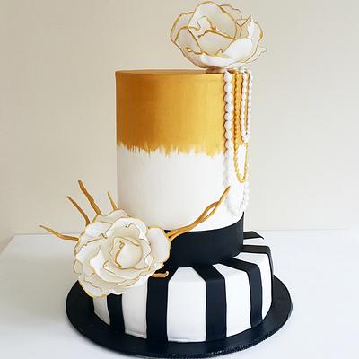 Fancy gold - Cake by salvepatisserie