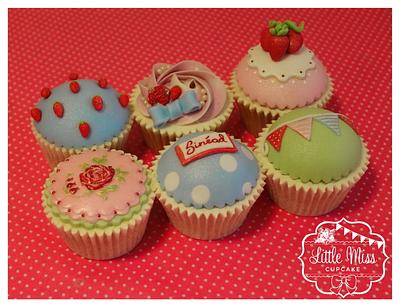 Shabby Chic cupcakes - Cake by Little Miss Cupcake